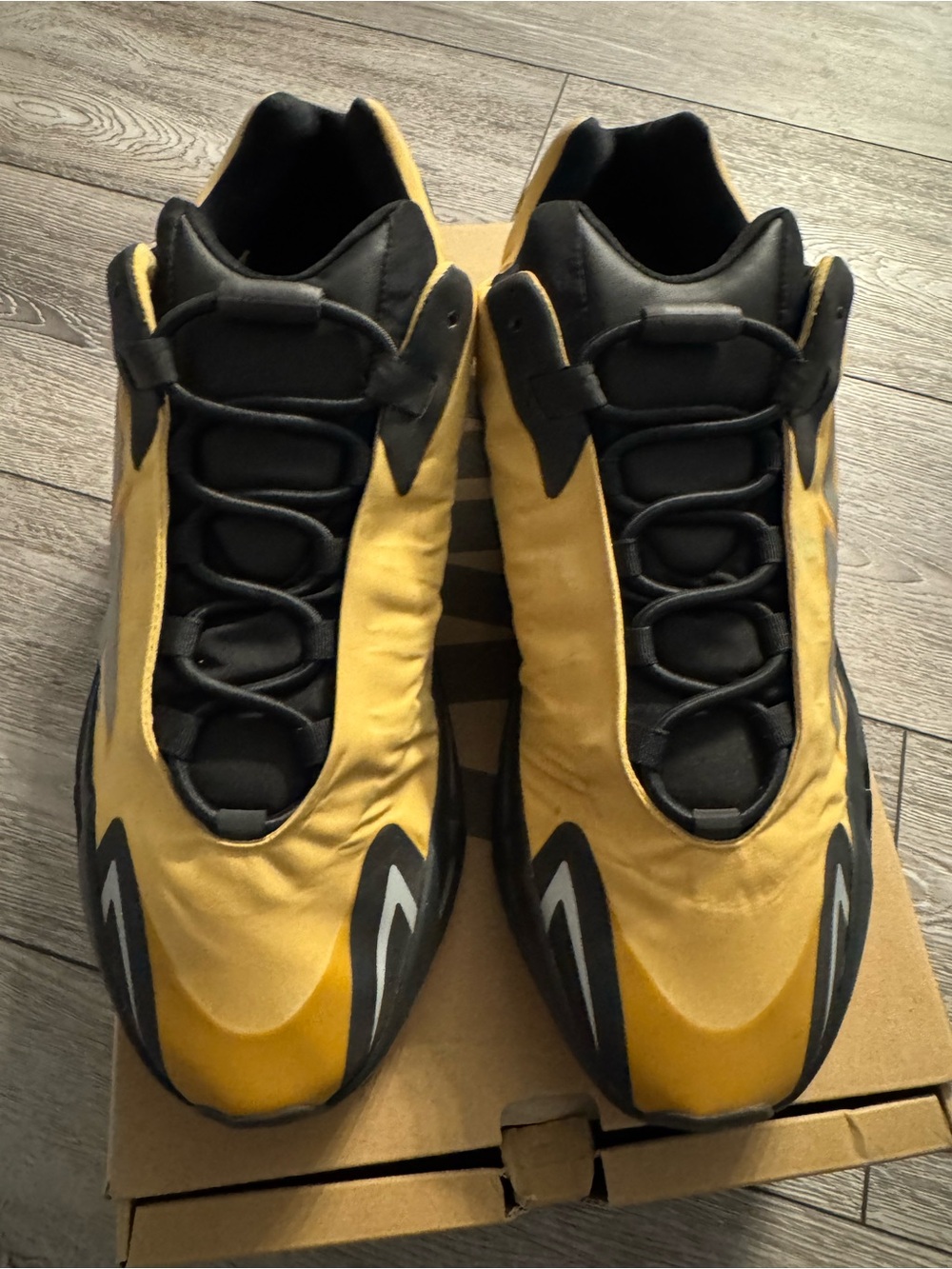 adidas Men's Yellow and Black Athletic Shoes